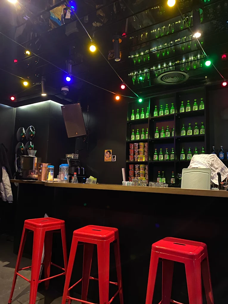 KTV Bar Image 2
