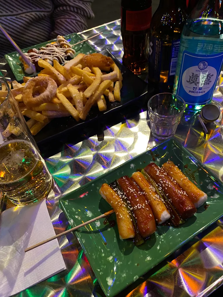 KTV Bar Image 3