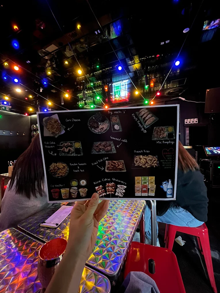 KTV Bar Image 7